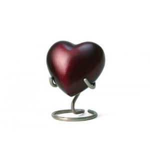 Urnas de cremación de recuerdos pequeños en forma de corazón metálico de alta calidad más vendidas para cenizas humanas/suministros funerarios - Product Image 6