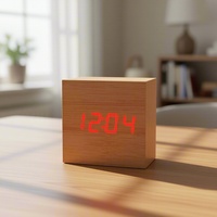 Direktverkauf ab Werk: Bambus Elektronische LED Digital Wecker-Würfeluhr mit Modernem Design, Großhandel