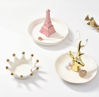 Plateau de rangement 10.4X10.4X3.3CM coeur céramique porcelaine bibelot boîte à vaisselle couronne porte-anneau boîte à bijoux plateau à vaisselle