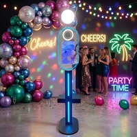 Photomaton à écran tactile ovale de 15,6 pouces avec imprimante, support d'appareil photo, impression instantanée, construction en métal et verre pour fêtes et mariages