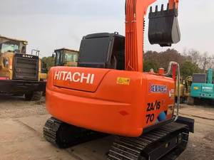 Máy xúc đào bánh xích mini Hitachi ZX70 đã qua sử dụng, hệ thống bánh xích ổn định, khả năng bám đất mạnh mẽ, các model: ZX17, ZX30U, EX60, ZX55, ZX60, ZX70, ZX75UR - Product Image 2