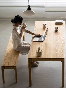 Banco de Madera Maciza de Diseño Artístico Moderno, Taburete para Cambiar Zapatos con Empalmes de Troncos para Sala de Estar y Uso Doméstico - Product Image 2