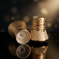 Bouchon de bouteille de liqueur personnalisé avec motif nuage doré en relief, dessus en cristal rouge, en aluminium-plastique, anti-fuite, écologique, couvercle de luxe