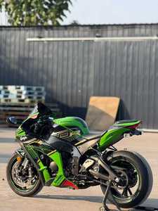 คาวาซากิ ZX-10R 1000 ซีซี มอเตอร์ไซค์ซูเปอร์ไบค์มือสอง ความเร็วสูงสุดถึง 300 กม./ชม. สำหรับการขับขี่สุดเร้าใจ คาวาซากิ1 แบรนด์ที่มีชื่อเสียง - Product Image 5
