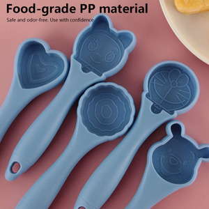 Moules de pressage en plastique alimentaire 5 pièces, très demandés, démoulage et nettoyage faciles avec trou de suspension, lavage à la main uniquement pour la cuisine - Product Image 4