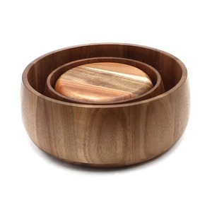 Oferta Especial: Cuenco de Madera Rústico Hecho a Mano para Servir Ensaladas o Usar en el Hogar, Disponible para Venta - Product Image 3