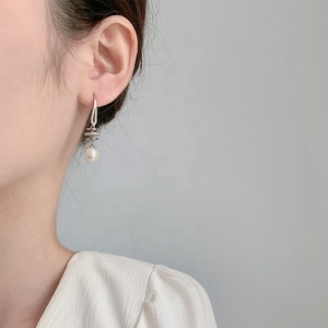 KAMMY Boucles d'oreilles vintage en argent sterling 8.5 avec zircon Offre Spéciale de 8 à 925mm Boucles d'oreilles en plaqué rhodium Boucles d'oreilles en nacre - Product Image 3