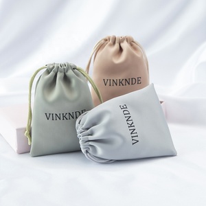 Sac en satin personnalisé avec logo imprimé en usine en Chine, en polyester blanc, pour emballage cadeau ou gâteau, couleur rose - Product Image 6