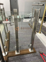 Reilbu Fabrikdirektverkauf flexible und schnelle Anpassung Edelstahlpfosten Glasgeländer-Geländer für Treppen