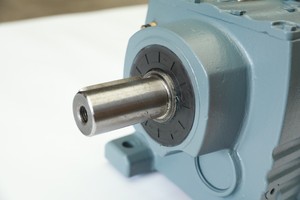 bibo Hot Sale R Series Helical <b>Gear</b> <b>Box</b> Speed Multiplier Gearboxes R47 Small Marine Engine with Gearbox - Product Image 4
