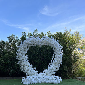 도매 신상품 우아한 모던 실크 인조 장미 하트 모양 꽃 아치 스탠드 2m 웨딩 무대 배경 장식 - Product Image 2