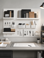 Organisateur mural modulaire en métal perforé pour bureau, idéal pour les fournitures de bureau, les dossiers et les accessoires quotidiens