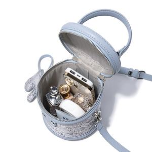 กระเป๋าถือสะพายข้างทรงบัคเก็ตสำหรับผู้หญิง ดีไซน์เฉพาะตัว รุ่นใหม่ปี 2025 วัสดุ PU ความจุเยอะ สีตัดกัน ดีไซน์เรียบง่าย ทันสมัย - Product Image 5