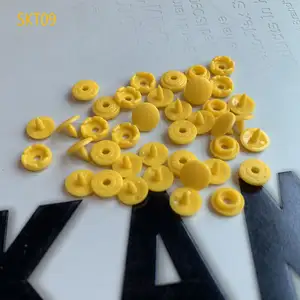 Plastic Press Snap Button Bulk Snap Fastener Colorfu Snap Buttons Stock Glossy Plastic Resin Fasteners No-sew Buttons