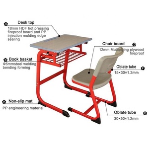 Compacto para el envío Escritorio anidado y sillas con una estructura reforzada Perfecto para escuelas internacionales y centros de capacitación - Product Image 3