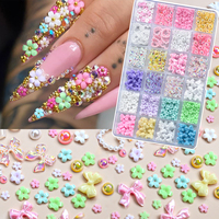 24 grilles de décorations pour nail art : mélange de nœuds en ruban Aurora, perles, cœurs, strass, fleurs en résine et ornements nœud papillon - Fournitures pour ongles