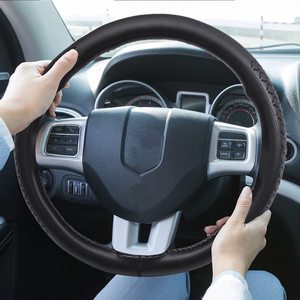 Funda de Cuero para Volante de 15 Pulgadas, Cosida a Mano, Tamaño Universal, con Aguja e Hilo, para Autos Yaris - Product Image 3