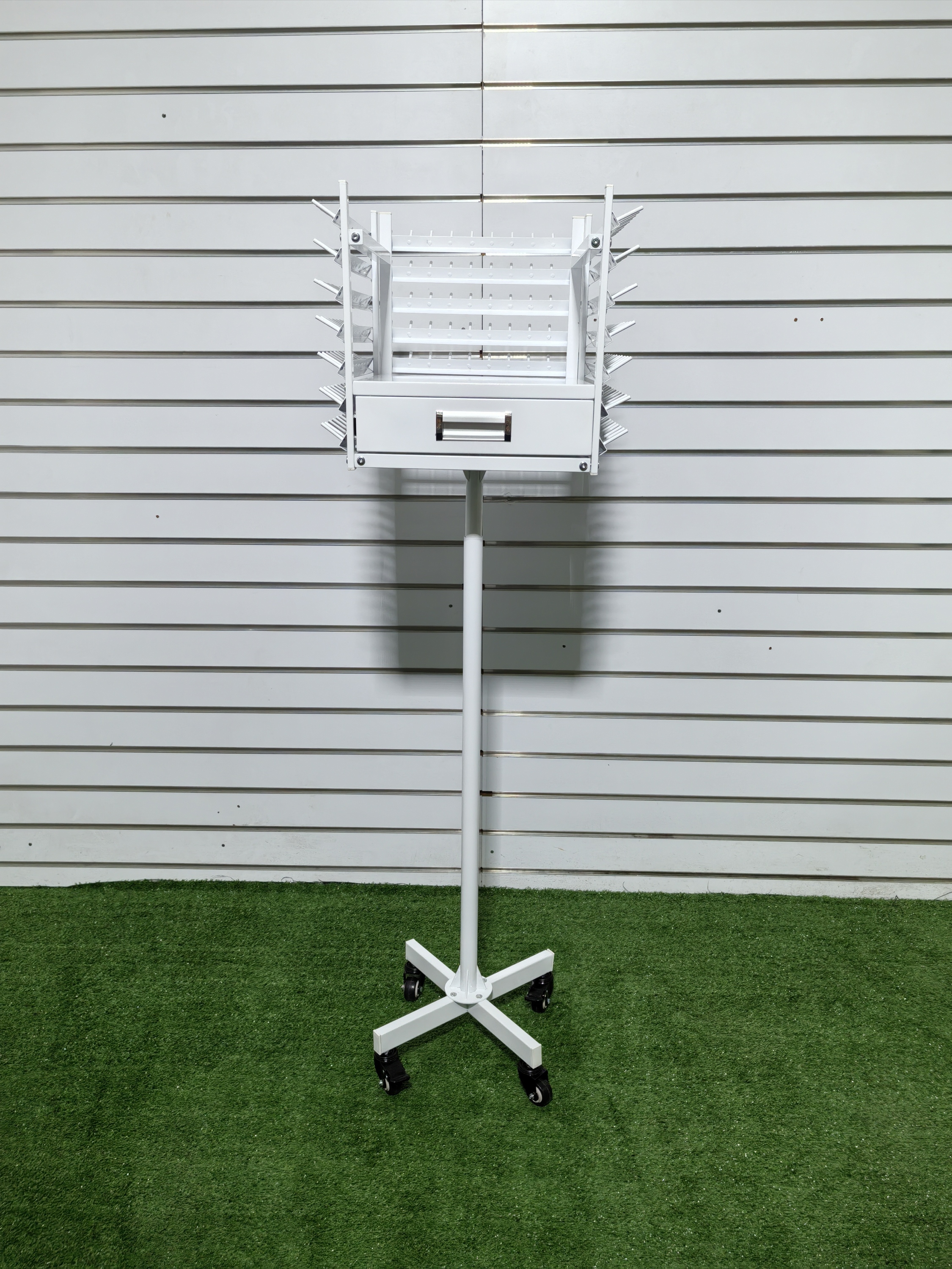 Hairpiece Display Rack Metal Floor Stand Display Rack with Hooks for Hairdressing Shop — view 2