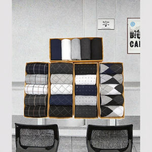 Chaussettes habillées d'automne jetables pour hommes, respirantes, coupe ras du cou, en mélange de coton uni, avec revers à logo, 5 paires par boîte, vente en gros - Product Image 3