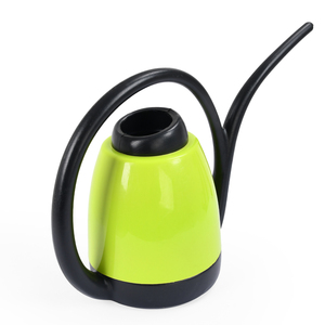 Regadera de Interior Winslow & Ross de 1.2L con Boquilla Larga, Regadera de Plástico para Jardín con Diseño Elegante para Plantas - Product Image 2