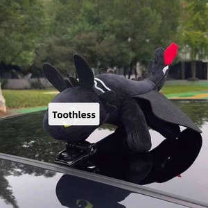 Lindo Peluche de Dientes Caídos con Alas Extraíbles, Decoración Personalizada para Bicicletas Eléctricas, Motocicletas, Carrocerías de Automóviles y Cascos - Product Image 1