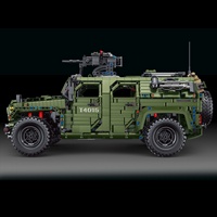 Modèle de véhicule tout-terrain RC 4015 en 6 pièces, SUV, voiture militaire Hummer blindée, blocs de construction électroniques, jouet de construction 1:18
