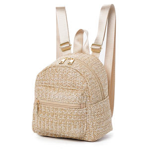 Sac à dos pour femme de style ethnique, tissage en paille, motif coloré, léger, 20L et moins, avec poche intérieure zippée - Product Image 4