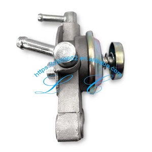 Couvercle d'amorçage manuel de filtre à carburant pour Hiace Regius Ace 3L 5L 1KZ 1KZ-TE 23301-67050 Bouchon Base de séparateur d'eau de filtre à carburant 23301-54460 - Product Image 4