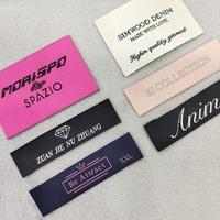 Machine de fabrication d'étiquettes tissées personnalisées à logo brodé, à coudre, en damassé, pliables, pour vêtements - Prix de gros