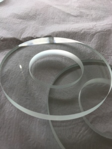 Plateau <span class=keywords><strong>plat</strong></span> en verre borosilicate de 220x220x2mm d'épaisseur avec <span class=keywords><strong>bord</strong></span> poli pour imprimante 3D lit chauffant OEM - Product Image 3