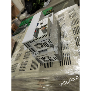 อินเวอร์เตอร์ LENZE รุ่น E84AVSCE1134SX0 11KW มือสอง - Product Image 4