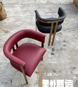 Sedia da Pranzo Moderna di Lusso in Acciaio Inox Bronzato a Tre Gambe <span class=keywords><strong>con</strong></span> Schienale Curvo e Braccioli in Vera Pelle - Product Image 3