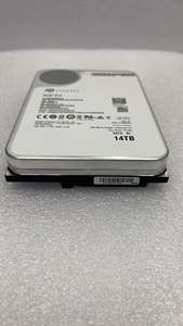 Disco Duro Empresarial Exos X14 de 14 TB y 3.5 Pulgadas - ST14000NM0018, Probado y en Funcionamiento, Compatible con AF, 7200 RPM, Capacidad de 14 TB, Almacena Grandes Cantidades de Datos - Product Image 4