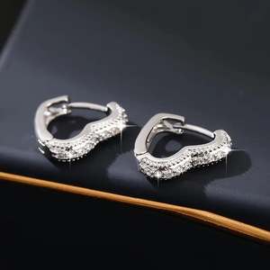 Orecchini a polsino a forma di cuore per donna, stile dolce, accessori per l'orecchio da indossare tutti i giorni - Product Image 6