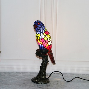 Tiffany American Retro Iron Wall Light Parrot Colored Glass E26 Base LED Light Outdoor Garden Home Corridor Decoración - Product Image 2