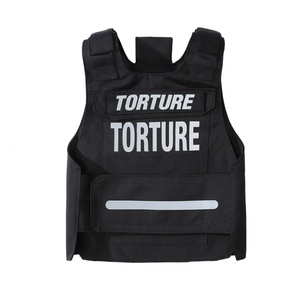 Gilet tactique noir personnalisé avec logo 'Torture' et bande réfléchissante pour entraînement extérieur - Product Image 1