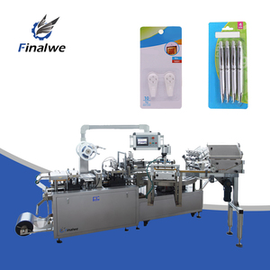 Machine d'emballage en papier blister polyvalente Finalwe Electric facile à utiliser pour robinet époxy 3 voies et petits produits - Product Image 2