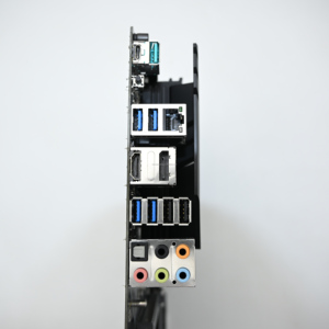 Tarjeta Madre TUF Gaming B550-<span class=keywords><strong>PLUS</strong></span> <span class=keywords><strong>WiFi</strong></span> <span class=keywords><strong>B550M</strong></span> AMD AM4 (3.ª Gen Ryzen) ATX (PCIe 4.0, <span class=keywords><strong>WiFi</strong></span> 6, LAN de 2.5 Gb, USB 3.2 Gen 2, Aura Sync) - Product Image 3