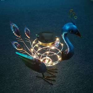 Lámpara Solar de Jardín con Forma de Pavo Real, LED, de Hierro, Resistente al Agua, Decorativa y Autoportante - Product Image 2