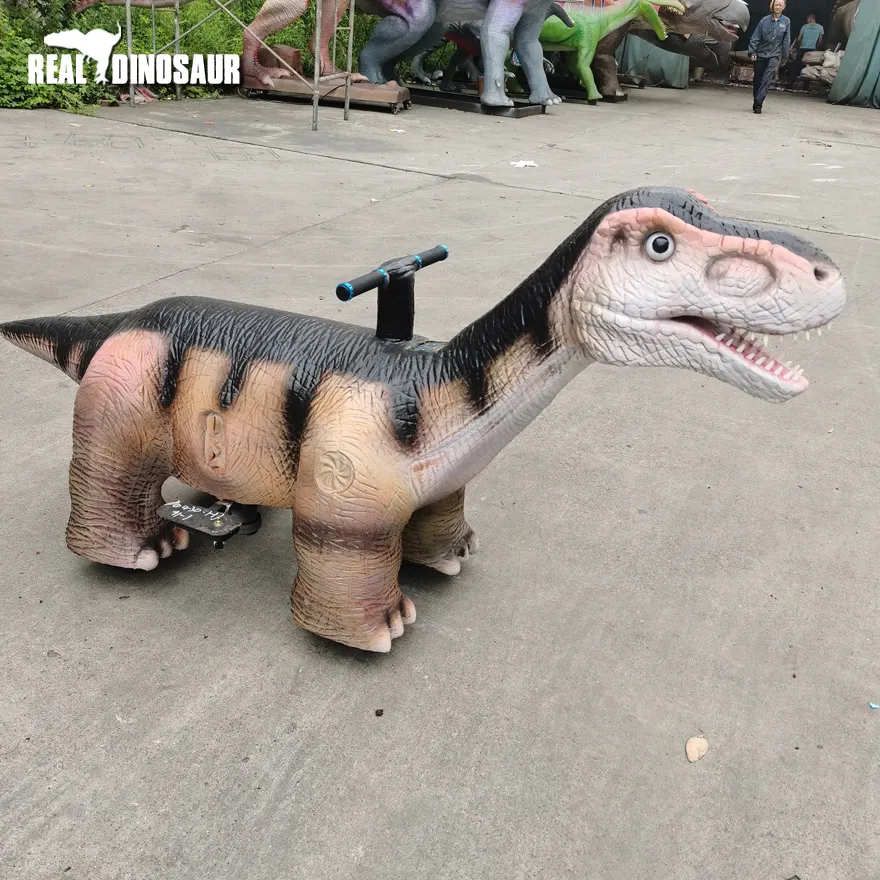 アミューズメントセンター人工恐竜ライド恐竜の電気ライド