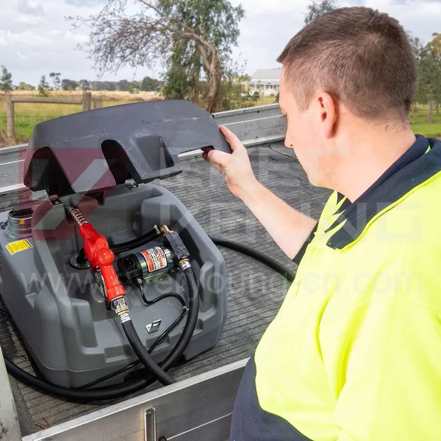 Tragbarer Dieselkraftstoff-Transfer tank 200L Poly-Diesel-Lagert ank mit 12-V-Elektropumpe Kunststoff-Diesel-Transport tank 53 gal