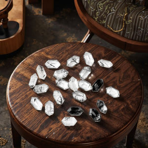 อัญมณีคริสตัลทัวร์มาลีนสีดำอัญมณีทรงหกเหลี่ยมขัดเงาแบบธรรมชาติ - Product Image 1