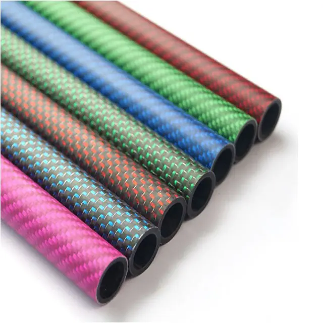 Pôle/tuyau en tissu 100% carbone hautement flexible, tube en fibre de carbone enroulé sur rouleau personnalisé 3K 6K 12K