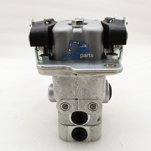 Válvula piloto 702-16-04250 S171022 para PC160-7 PC200-7 PC200-8 PC400-8 7021604250 Válvula piloto de desplazamiento PC300LC-7 Conjunto de piezas de piezas de repuesto - Product Image 5