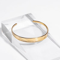 Bracelet minimaliste en forme de C INS Personnalité Bracelet plaqué or 18 carats Bracelet manchette ouvert en acier inoxydable pour hommes