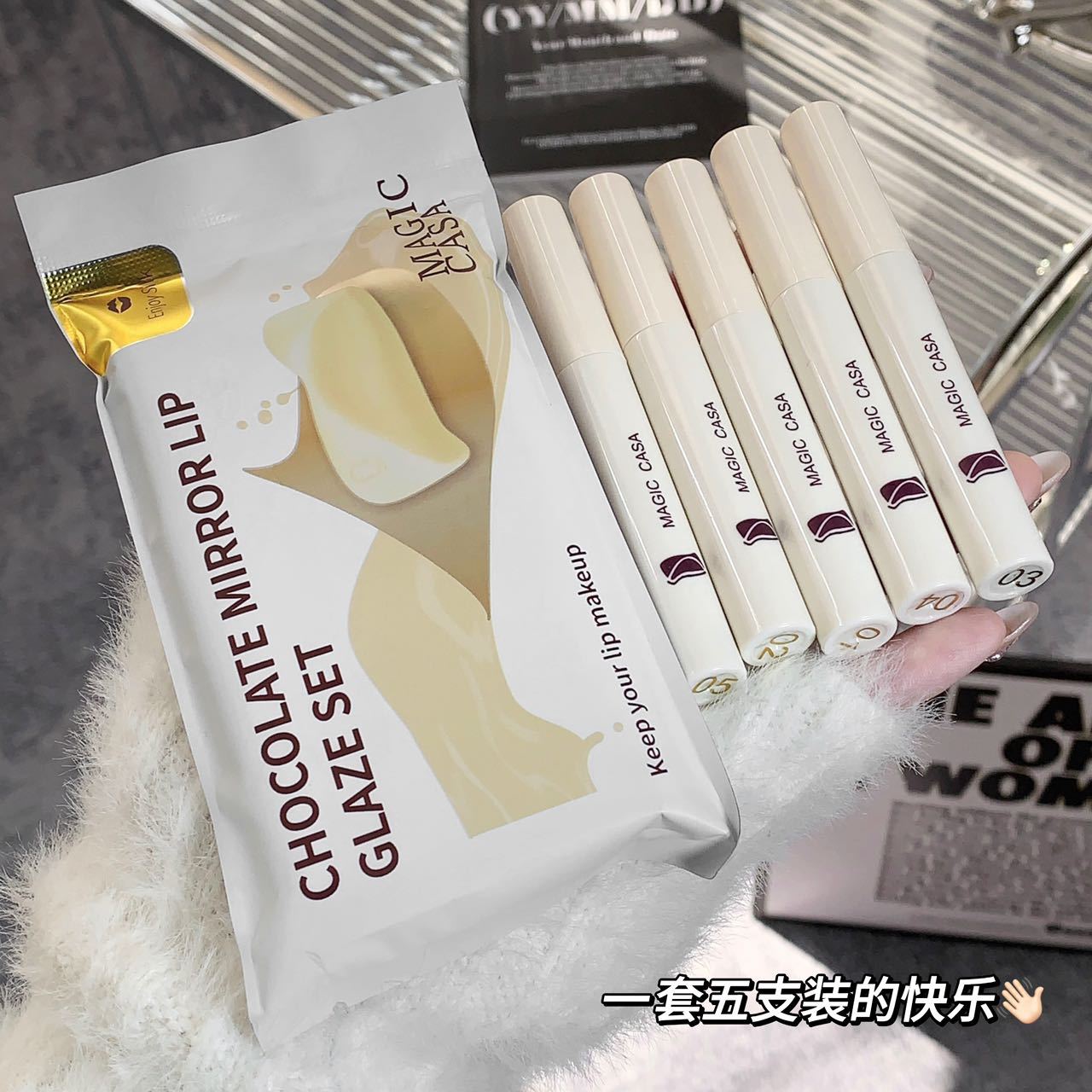 Set di glassa al cioccolato bianco