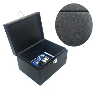 Kotak Kunci Mobil Kulit Bertekstur 2 Kunci, Kotak Kunci Mobil RFID Tanpa Kunci Penghalang Sinyal Keamanan Mobil Kelas Tinggi