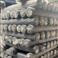 Tissu polyester teint en masse pour vêtements de travail et uniformes