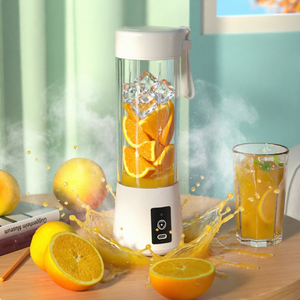 Mixeur Portable USB en Gros avec Batterie 4000 mAh, Pot à Smoothie Puissant et Broyeur à Glace pour la Préparation de Smoothies Frais - Product Image 1