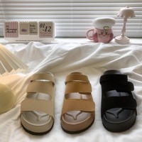 Nouvelles sandales plates décontractées d'été pour femmes avec semelle épaisse, légères et tendance, design double usage